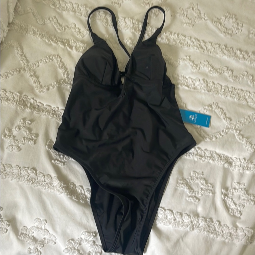 Cupshe Black One-Piece Swimsuit with Sleek Design